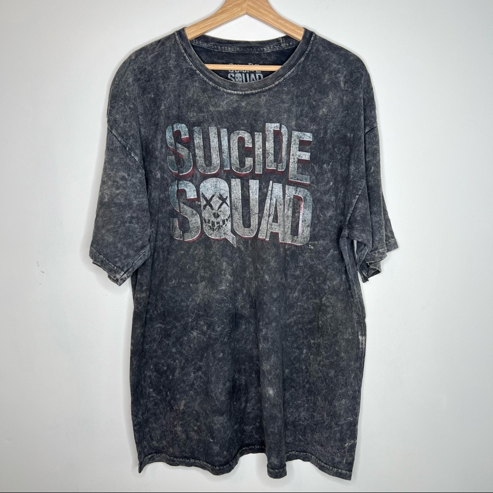 DC Comics Suicide Squad vintage wash t-shirt L